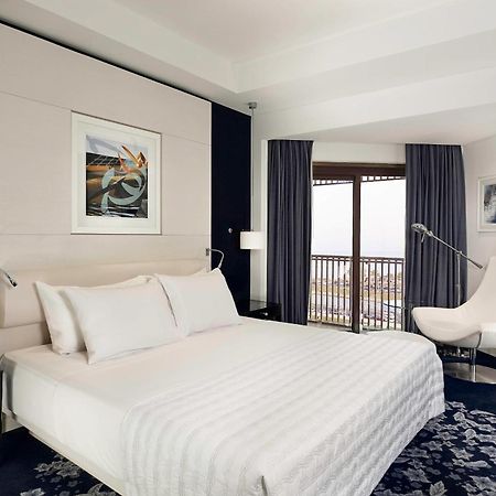Le Meridien Al Khobar Esterno foto A room at the hotel