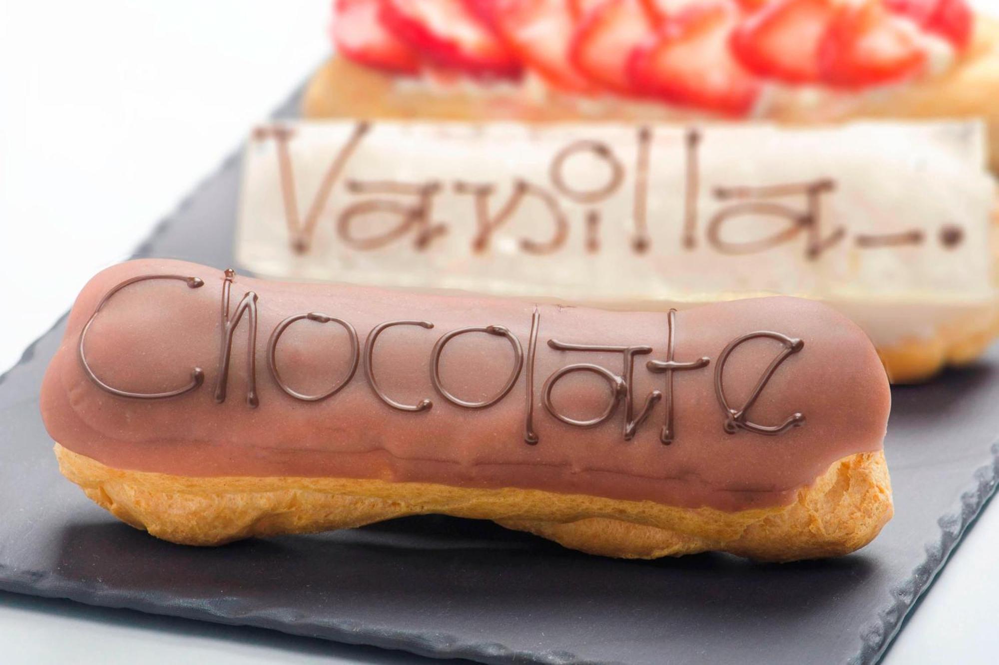 Le Meridien Al Khobar Esterno foto Chocolate eclair